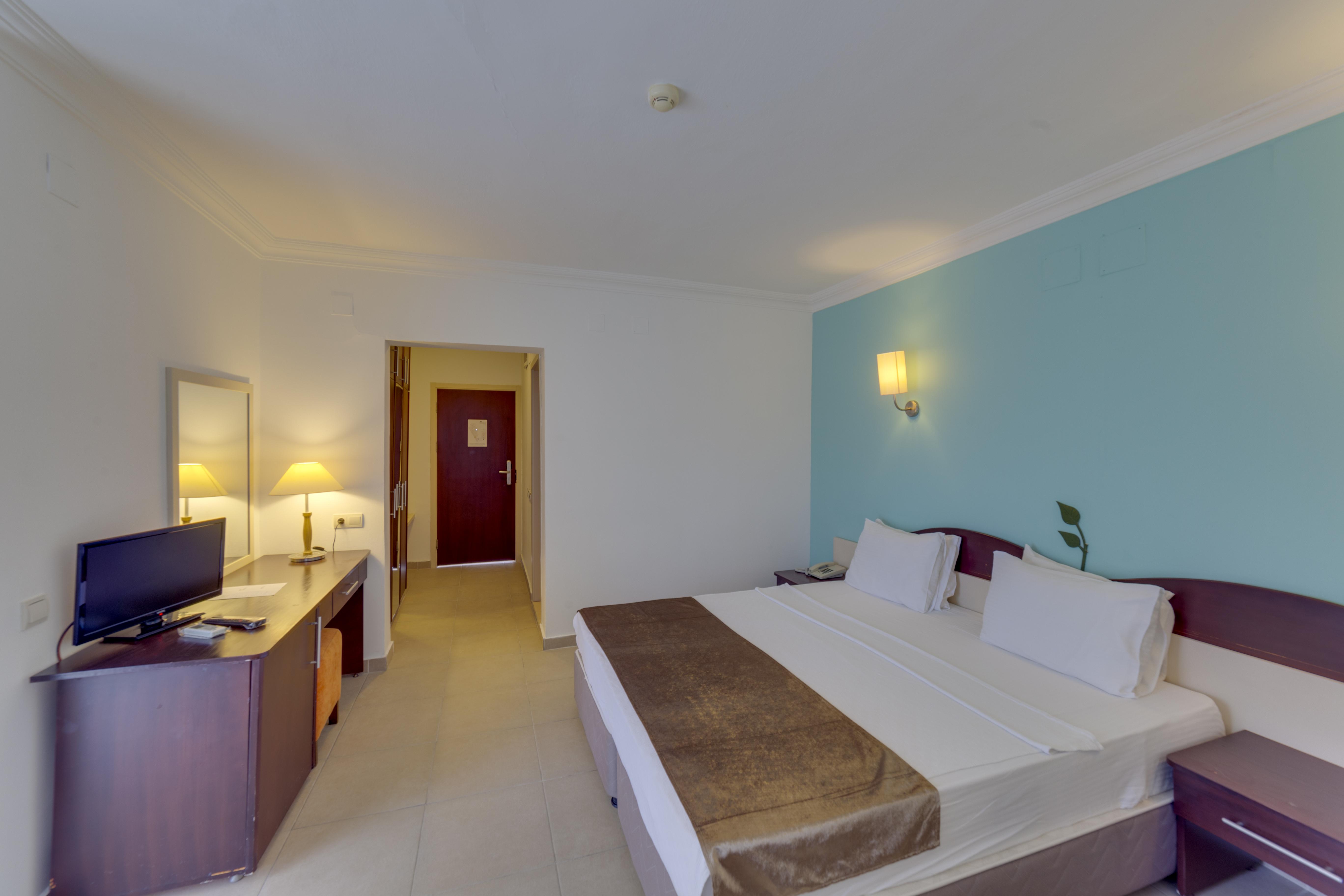 Yelken Mandalinci Spa&Wellness Hotel Тургутрейс Екстер'єр фото