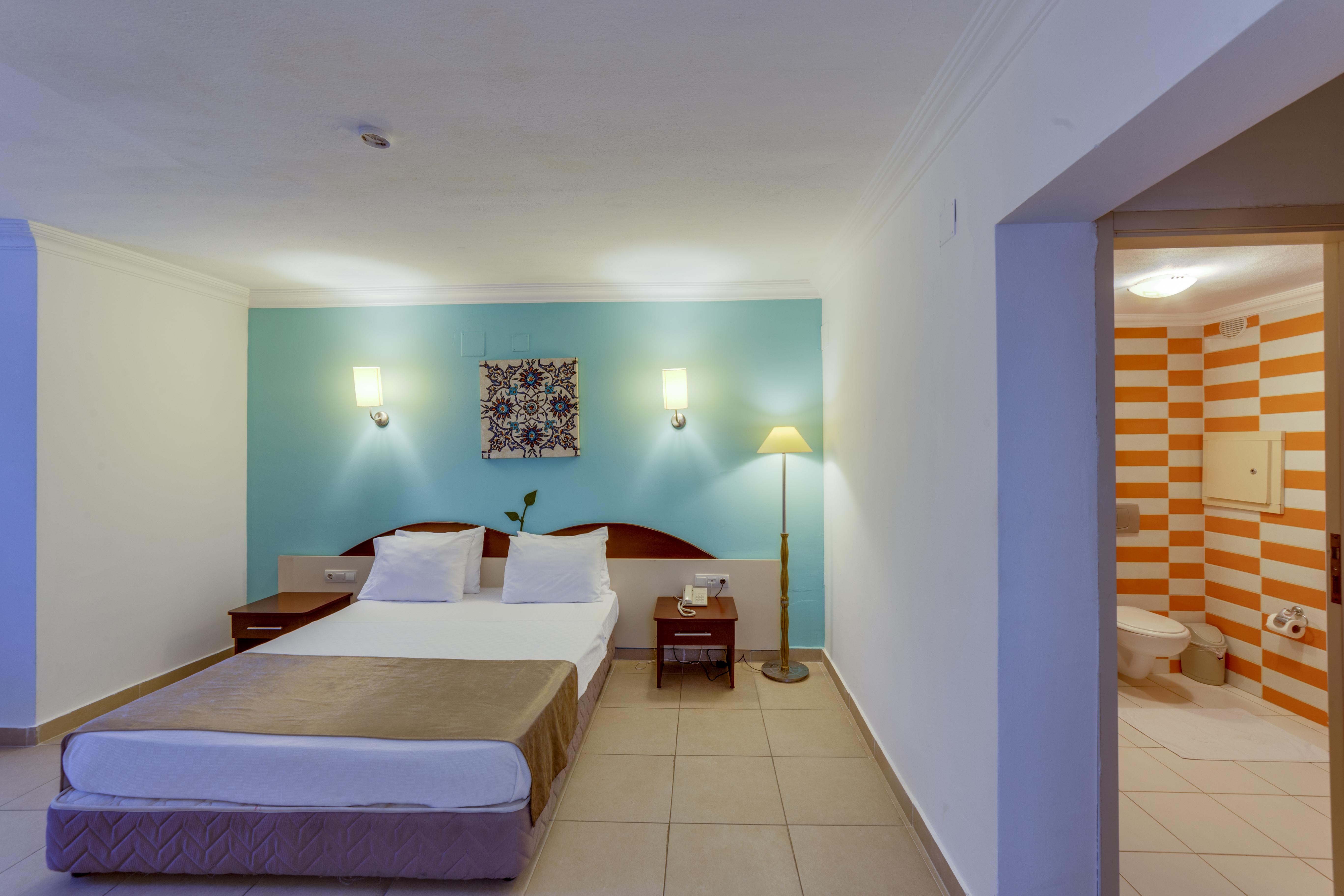 Yelken Mandalinci Spa&Wellness Hotel Тургутрейс Екстер'єр фото